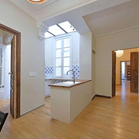 Superbe Appartement 95M2 Proche Arenes- Parking Offert 님 외부 사진