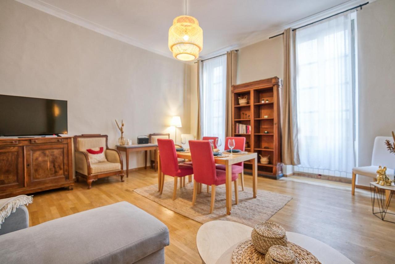 Superbe Appartement 95M2 Proche Arenes- Parking Offert 님 외부 사진