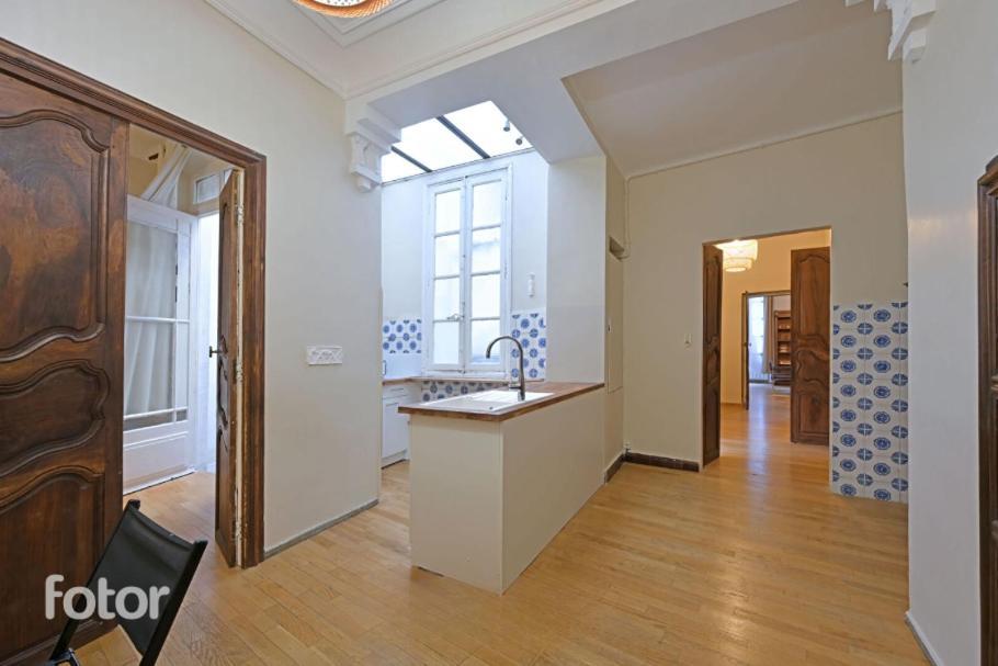 Superbe Appartement 95M2 Proche Arenes- Parking Offert 님 외부 사진